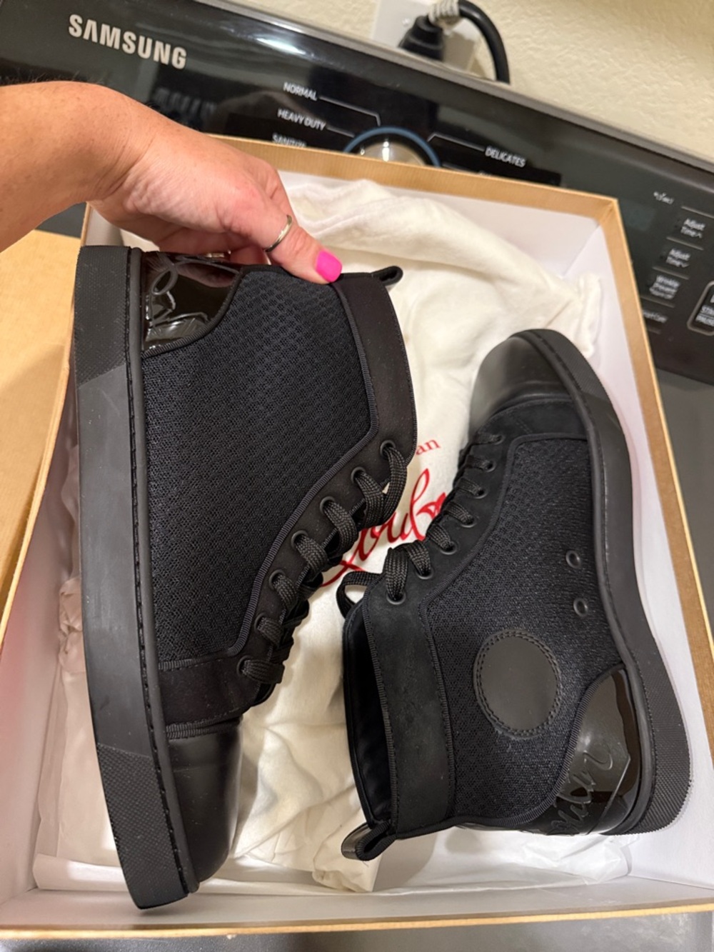 Christian Louboutin Fun Louis Flat Box - Black